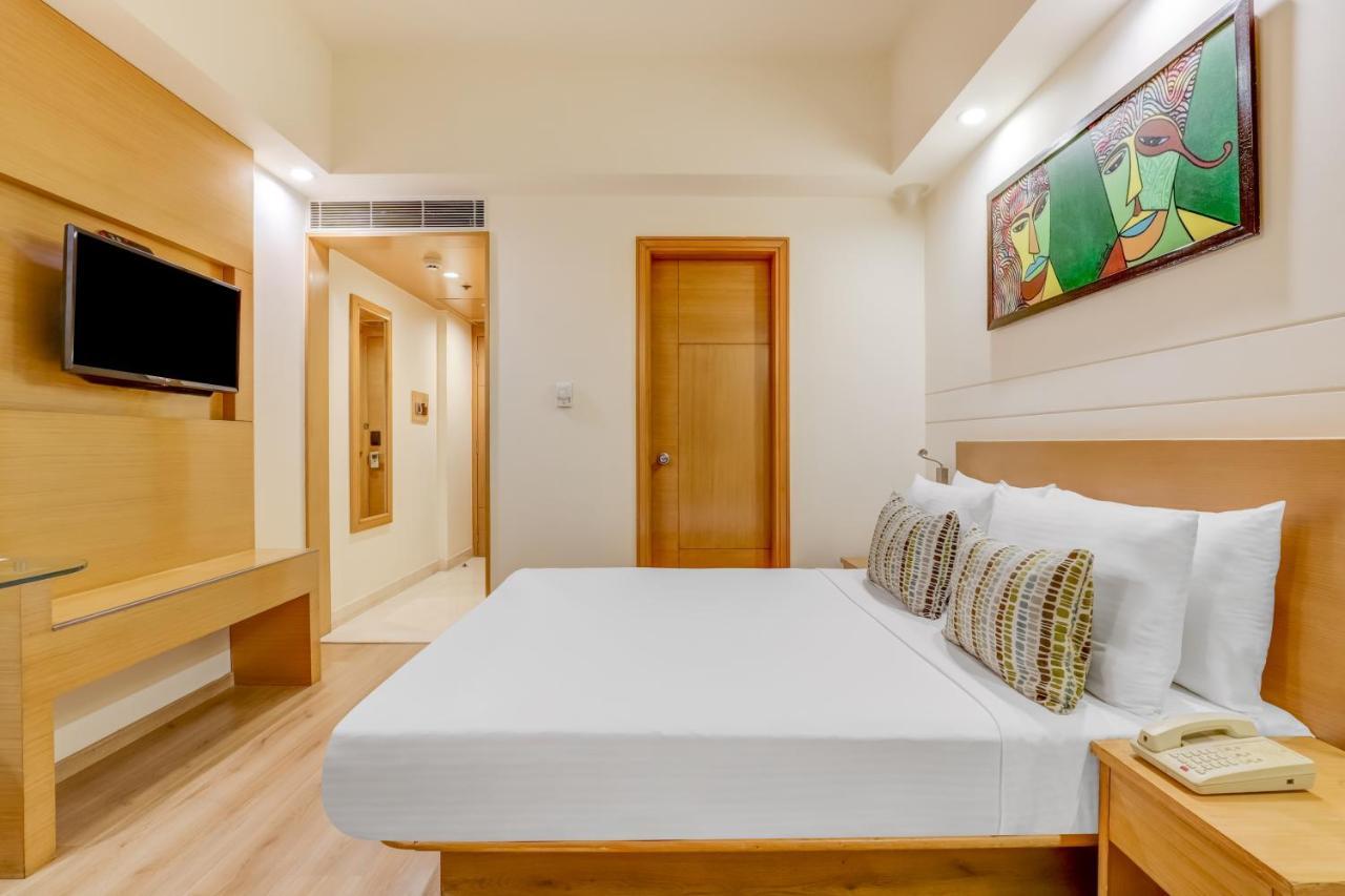 Lemon Tree Premier, Delhi Airport Hotel Ню Делхи Екстериор снимка A room at the hotel