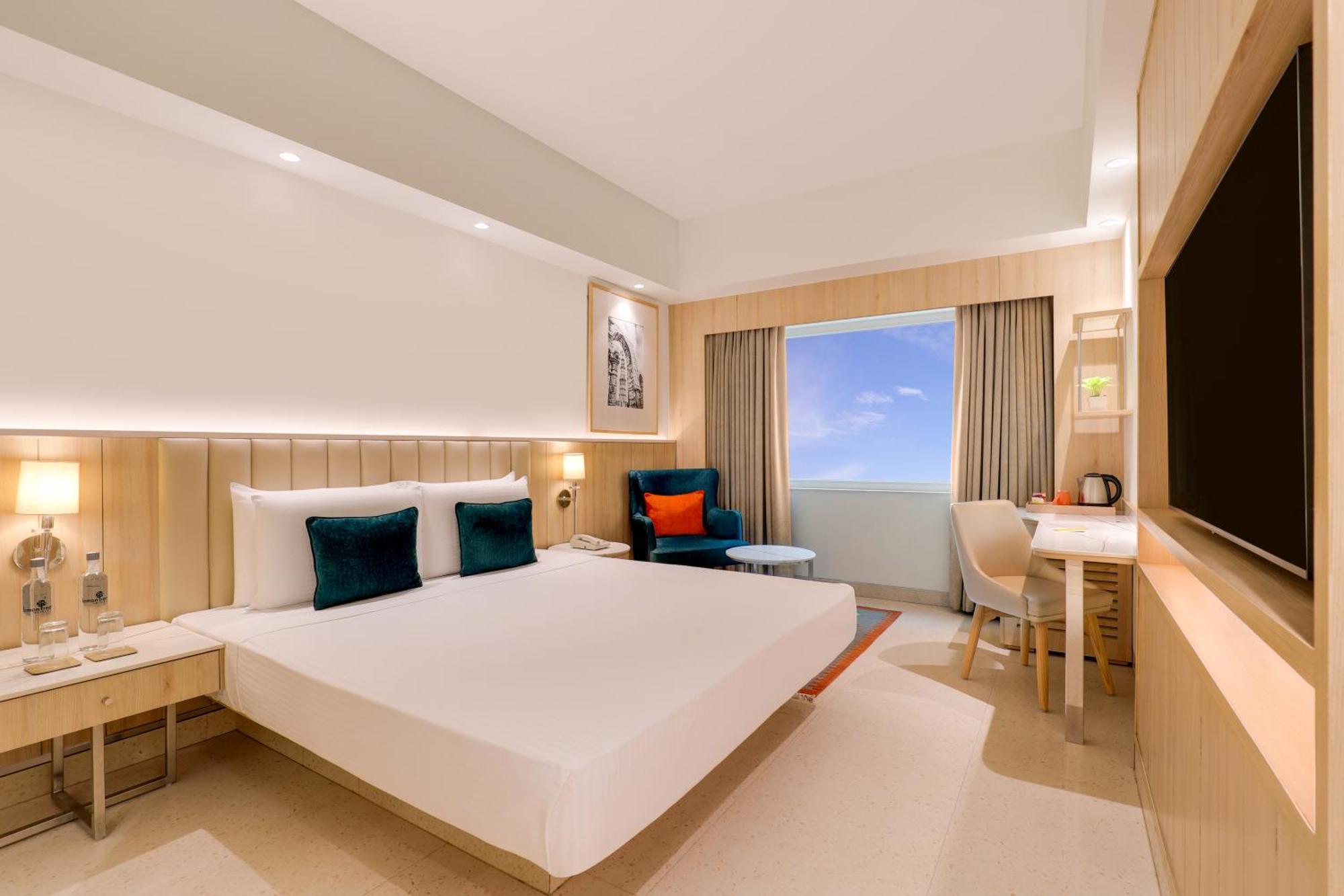 Lemon Tree Premier, Delhi Airport Hotel Ню Делхи Екстериор снимка Deluxe Room